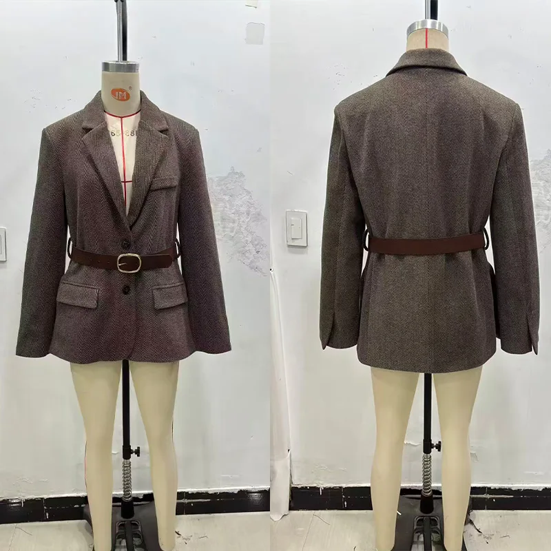 2026 Woman's Brown Streetwear Blazer Fashion With Belt Pocket Fit Coat Women Commuting Thicken Herringbone Texture Suit Tops - Image 2